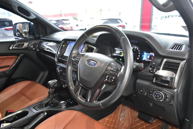 Ford Everest 2020 2.0 Titanium Plus 4WD Utility-car ดีเซล ไม่ติดแก๊ส เกียร์อัตโนมัติ ขาว รูปที่ 3