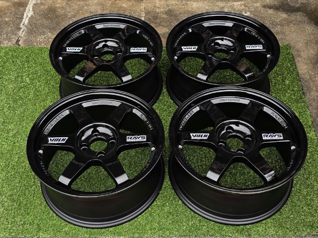 TE37 ก้านตรง
ขอบ17 กว้าง7.5 ET35
4รู100 รูปที่ 4