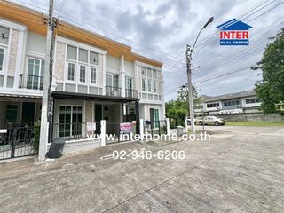 ทาวน์โฮม 2 ชั้น 16.3 ตร.ว. หมู่บ้านโกลเด้นทาวน์ รามอินทรา-คู้บอน ซอยคู้บอน27 แยก17 ถนนรามอินทรา ถนนเลียบคลองสอง เขตบางเขน กรุงเทพมหานคร