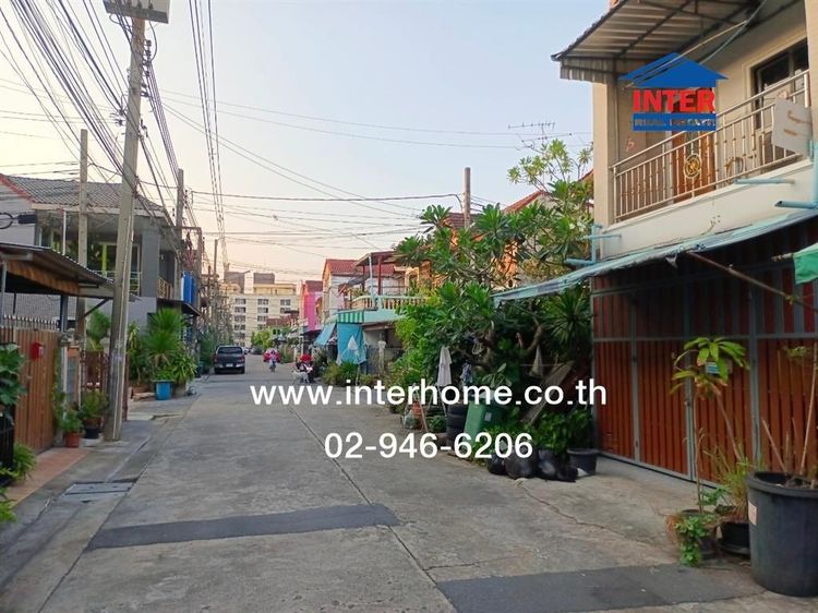 ทาวน์เฮ้าส์ 2 ชั้น 16.5 ตร.ว. หมู่บ้านเรือนทองนิเวศน์ ซอยเสรีไทย44 ถนนลาดพร้าว ถนนเสรีไทย เขตบางกะปิ กรุงเทพมหานคร