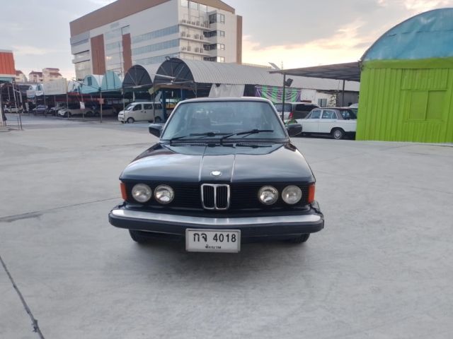 BMW Series 3 1982 318i Sedan เบนซิน ไม่ติดแก๊ส เกียร์ธรรมดา ดำ รูปที่ 2