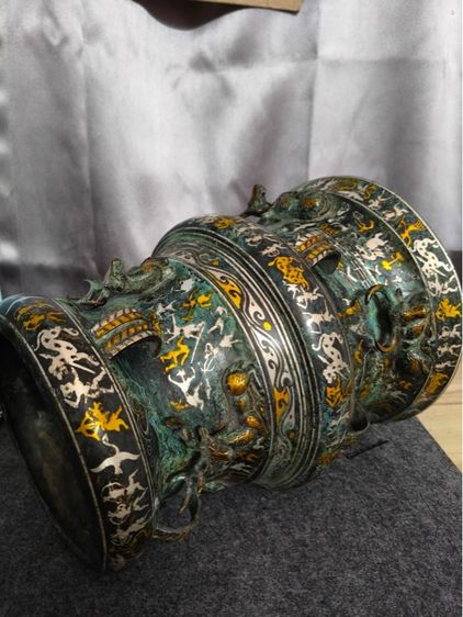 แจกันขวดลายจารึกสีทองสมัยราชวงศ์ซางโบราณ รูปที่ 4