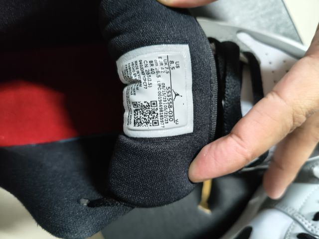 Jordan 1 Low Light Smoke Grey

ของเเท้  รูปที่ 8