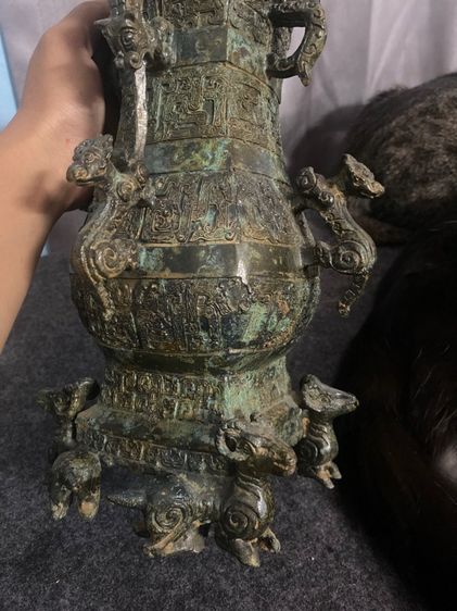 แจกันขวดลายสัตว์มังกรพร้อมจารึก สำริดเก่าโบราณ  รูปที่ 5