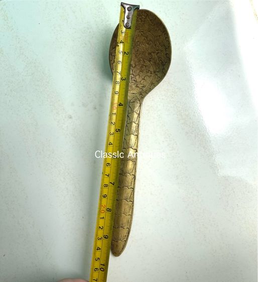 ทัพพี ทองเหลือง ตอกลายโบราณเก่าสะสม รูปที่ 9