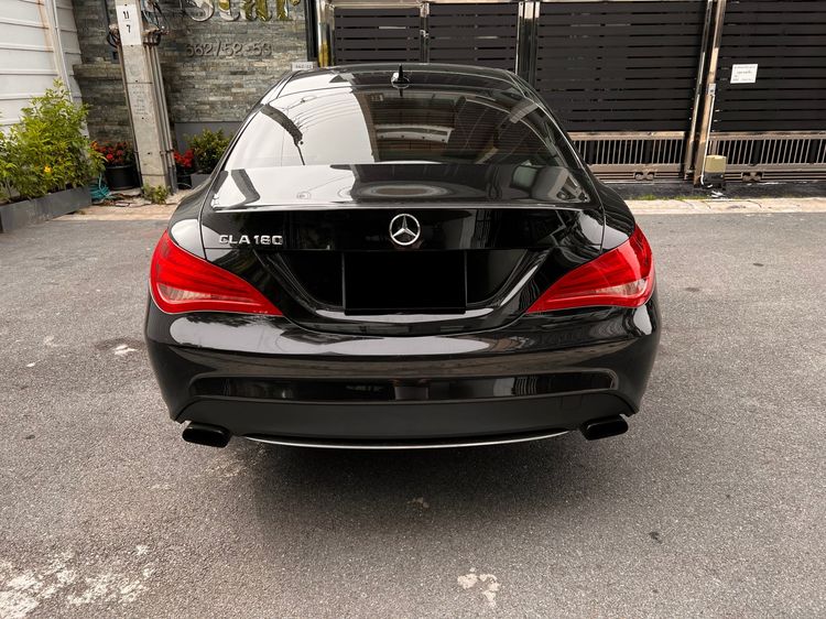 Mercedes-Benz CLA-Class 2016 CLA180 Sedan เบนซิน เกียร์อัตโนมัติ ดำ รูปที่ 4