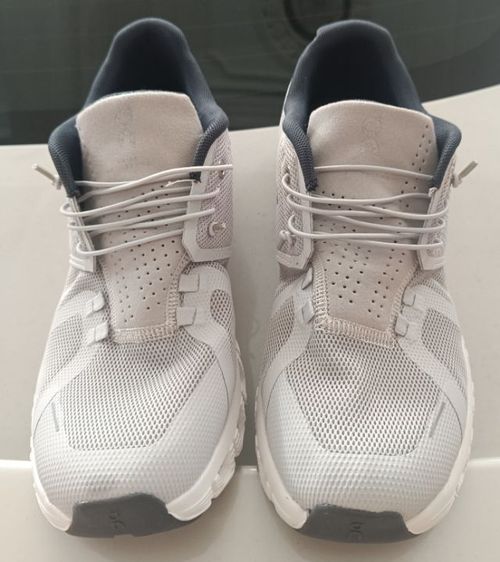 ขาย On cloud  สี Glacier สีเทา ขาว size 43-275 สภาพสวย ใส่เบาสบาย ของแท้ รูปที่ 4
