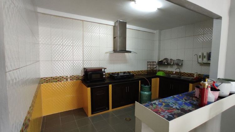 ไม่ใช่ ตึกแถวทำเลดี  สะดวกต่อการเดินทาง 3 ห้องนอน 4 ห้องน้ำ  บ้านสามชั้น ซื้อบ้านแบบมีเงินเหลือ รูปที่ 4