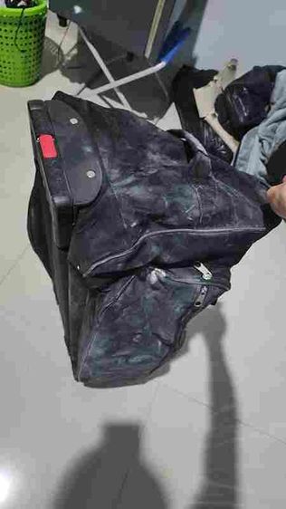 กระเป๋า ยี่ห้อ POLO สวย  หายาก เก่าเก็บ ใบใหญ่ มีล้อลาก ขายตามสภาพ รวมส่งครับ  รูปที่ 4