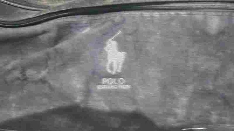 กระเป๋า ยี่ห้อ POLO สวย  หายาก เก่าเก็บ ใบใหญ่ มีล้อลาก ขายตามสภาพ รวมส่งครับ  รูปที่ 2