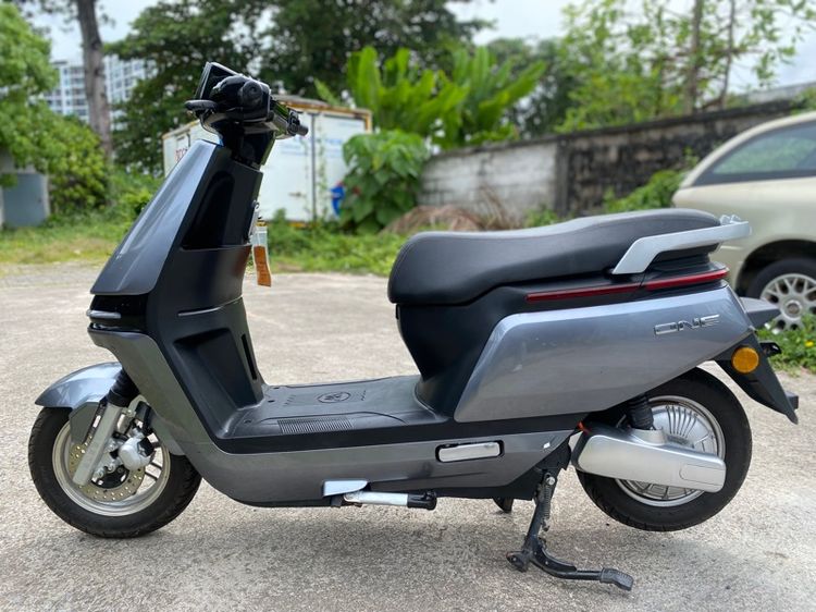 Sleek one (รถไฟฟ้า) รูปที่ 4