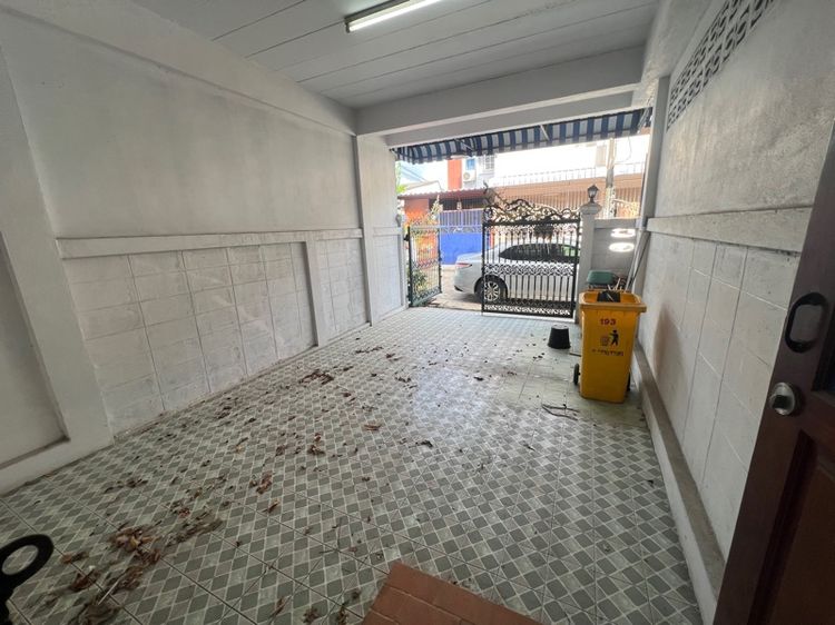 ไม่มี ขายด่วน ทฮ 2 ชั้น 20 ตร.วา 2 นอน 2 น้ำ ม.เจ้าพระยา วิลล่า รูปที่ 4