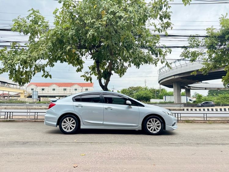 Honda Civic 2013 1.8 E i-VTEC Sedan เบนซิน ไม่ติดแก๊ส เกียร์อัตโนมัติ เทา รูปที่ 3