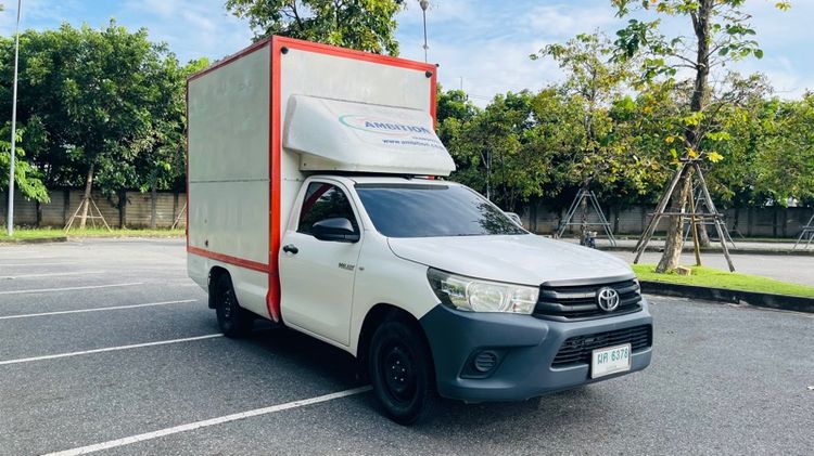 รถ Toyota Hilux Revo 2.4 J สี ขาว
