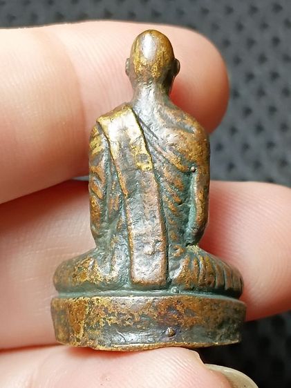 พระรูปหล่อโบราณหลวงพ่อเดิม รูปที่ 4