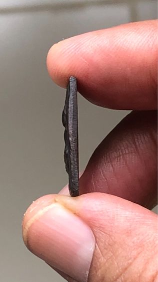 เหรียญหล่อหลวงปู่ศุข ประภามณฑลข้างรัศมี รูปที่ 3