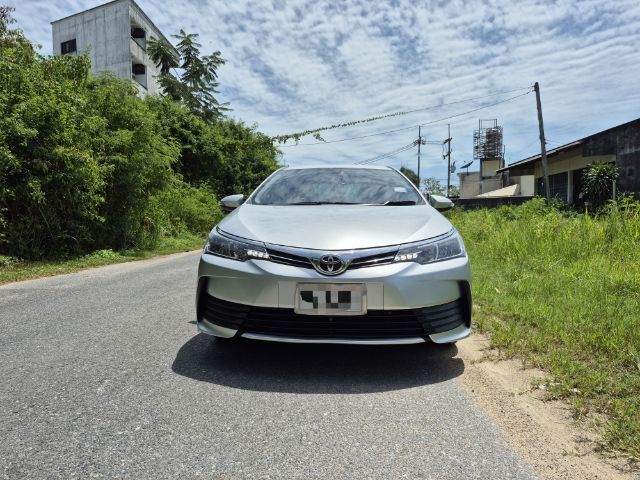 Toyota Altis 2018 1.8 E Sedan เบนซิน ไม่ติดแก๊ส เกียร์อัตโนมัติ เทา รูปที่ 3