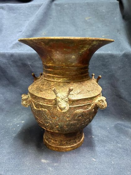 โถ สัมฤทธิ์ สะสมA17