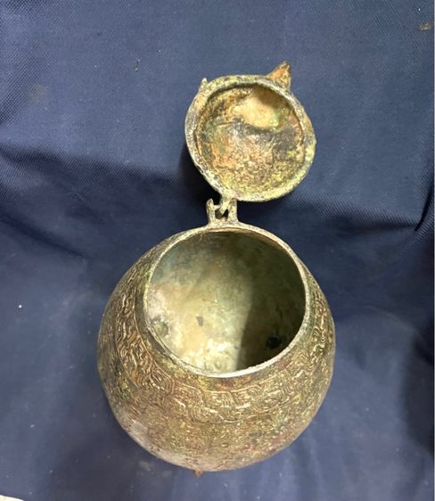 โถ สามขา หัวแกะ สัมฤทธิ์ สะสมA14 รูปที่ 4