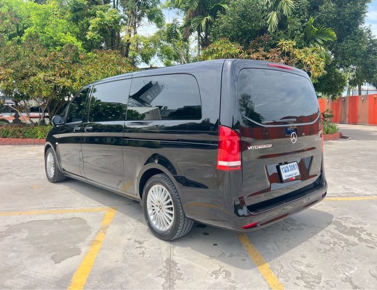Mercedes-Benz V-Class 2025 Vito ดีเซล เกียร์อัตโนมัติ ดำ รูปที่ 4