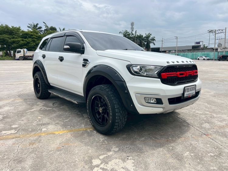 Ford Everest 2018 2.0 Titanium Plus ดีเซล เกียร์อัตโนมัติ ขาว รูปที่ 2