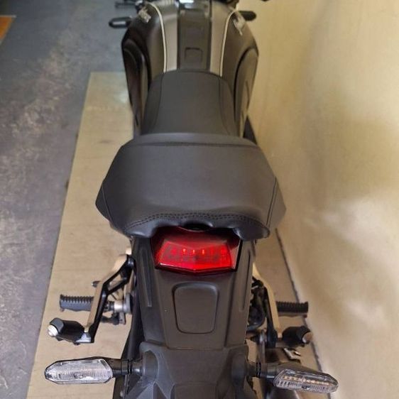 ไฟท้าย GPX gentleman 200  รูปที่ 2