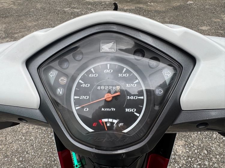 HONDA WAVE 110  รุ่นล้อแม็กซ์ สตาร์ทมือ เครื่องดีมาก สีสวยมาก ต้องมาดูของจริง รูปที่ 4