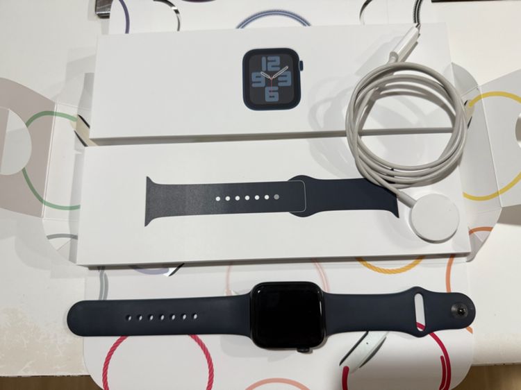 ดำ สแตนเลส Apple Watch SE (Gen 2) ⌚ 44mm