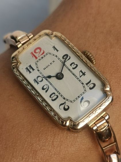 นาฬิกา Vintage​ Rolex 9k Solid Gold (Pink Gold)​ ทั้งตัวและสาย เหลี่ยมๆที่สุดของความหายาก ราคาแบ่งปันครับ รูปที่ 5