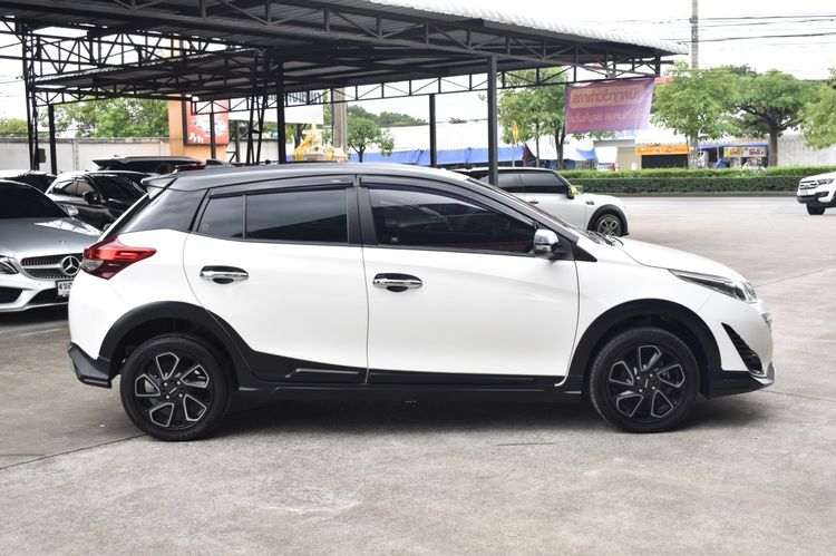 Toyota รุ่นอื่นๆ 2019 รุ่นย่อยอื่นๆ Sedan เบนซิน ไม่ติดแก๊ส เกียร์อัตโนมัติ ขาว รูปที่ 3