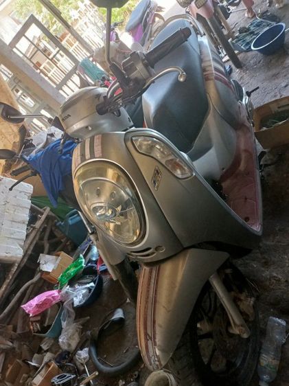 รถมอเตอร์ไซค์ honda scoopy i 2012
