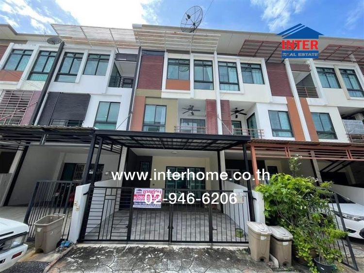 มีบางส่วน ไม่ใช่ ทาวน์โฮม 3 ชั้น 19.4 ตร.ว. หมู่บ้านซิกเนเจอร์ เอกชัย-บางบอน ใกล้เซ็นทรัลพระราม2 ซอยเอกชัย64-5 ถนนเอกชัย เขตบางบอน กรุงเทพมหานคร