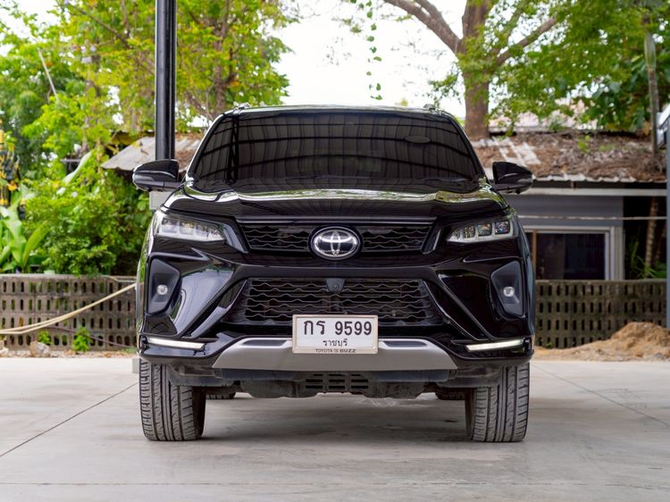 Toyota Fortuner 2021 2.8 Legender 4WD Utility-car ดีเซล ไม่ติดแก๊ส เกียร์อัตโนมัติ ดำ รูปที่ 2