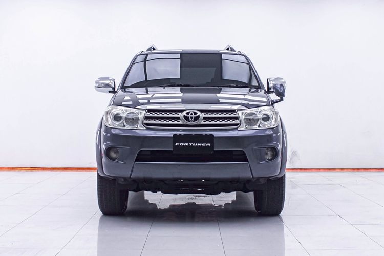 Toyota Fortuner 2010 2.7 V 4WD Utility-car เบนซิน LPG เกียร์อัตโนมัติ เทา รูปที่ 4
