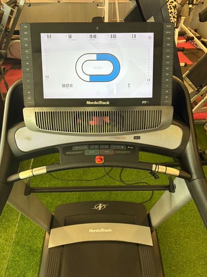 NordicTrack Commercial 2950 Treadmill -used- รูปที่ 8