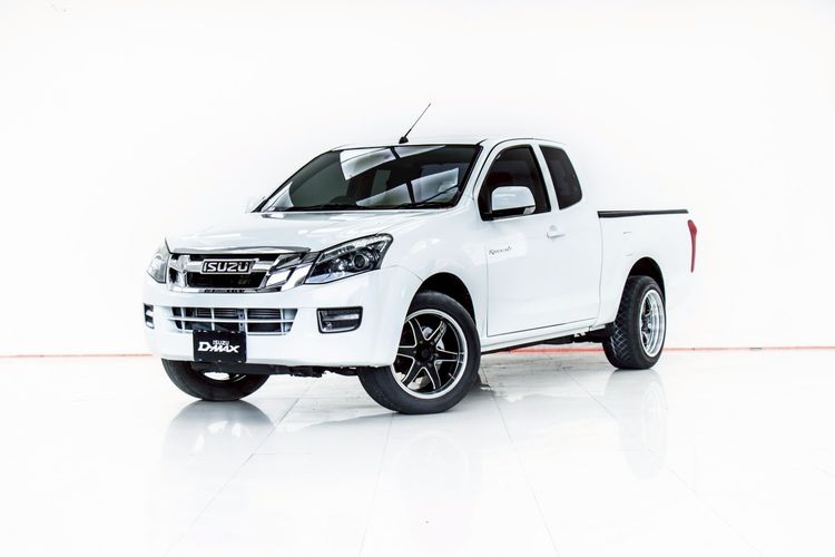 รถ Isuzu D-MAX 2.5 L สี ขาว