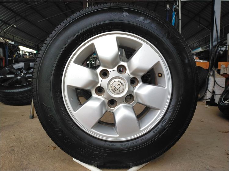 แม็กโตโยต้า ขอบ15 พร้อมยางดันลอป 205 70 15 ปี24 ใส่รถตู้ toyota แม็กสีเดิมยางสวยทุกเส้น ตุ่มข้างยางยังอยู่ รูปที่ 3