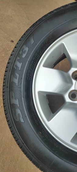 แม็กโตโยต้า ขอบ15 พร้อมยางดันลอป 205 70 15 ปี24 ใส่รถตู้ toyota แม็กสีเดิมยางสวยทุกเส้น ตุ่มข้างยางยังอยู่ รูปที่ 10