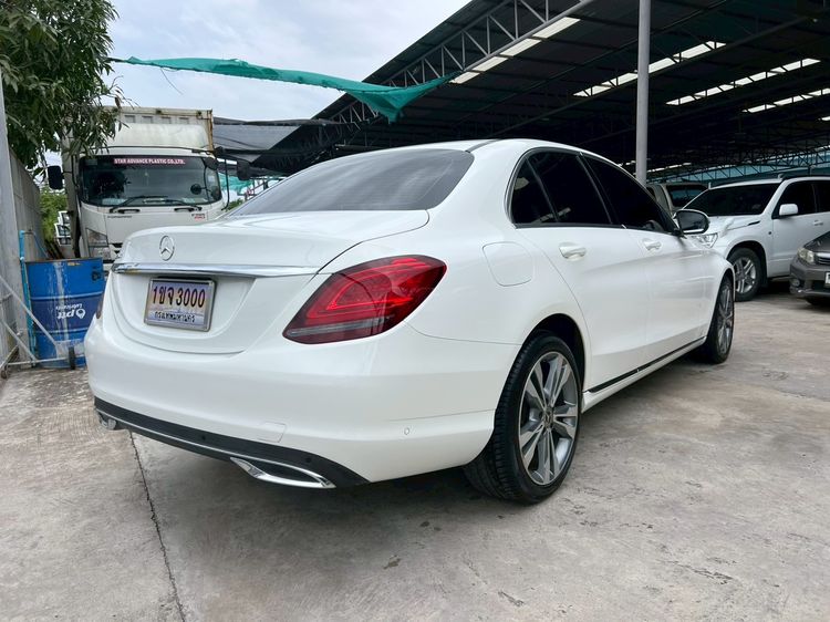 Mercedes-Benz C-Class 2019 C220 Sedan ดีเซล ไม่ติดแก๊ส เกียร์อัตโนมัติ ขาว รูปที่ 4