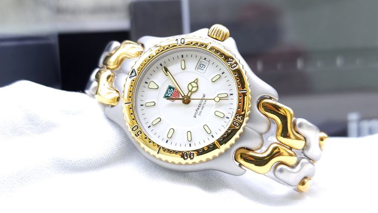 Tag heuer ก้างปลา BoySize หน้าขาว สองชั้นสองกษัตริย์