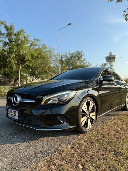 Mercedes-Benz CLA-Class 2019 CLA200 Sedan เบนซิน ไม่ติดแก๊ส เกียร์อัตโนมัติ ดำ รูปที่ 3