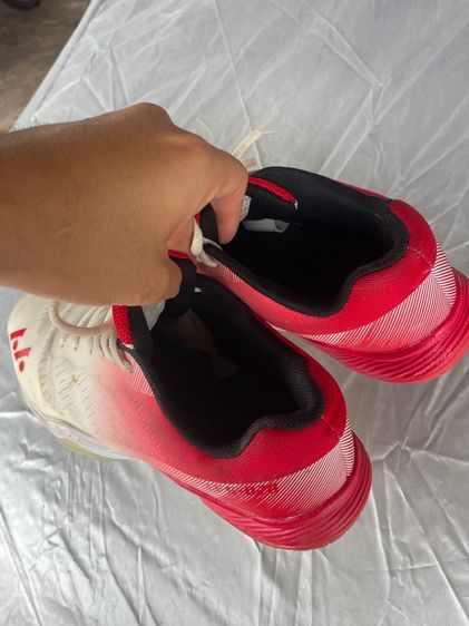 รองเท้าแบดมินตัน รูปที่ 7