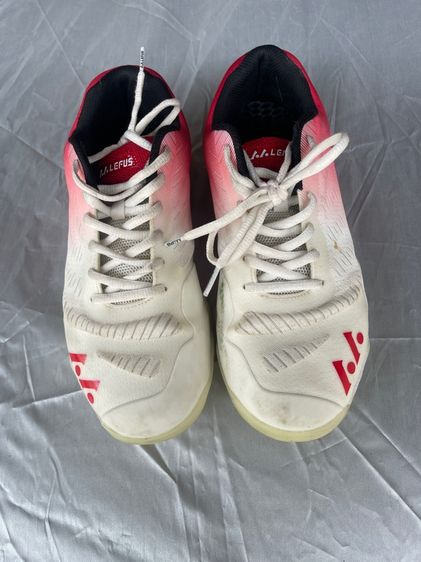 รองเท้าแบดมินตัน รูปที่ 2