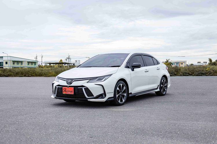 Toyota Altis 2019 1.8 GR Sport CVT Sedan เบนซิน ไม่ติดแก๊ส เกียร์อัตโนมัติ ขาว รูปที่ 3