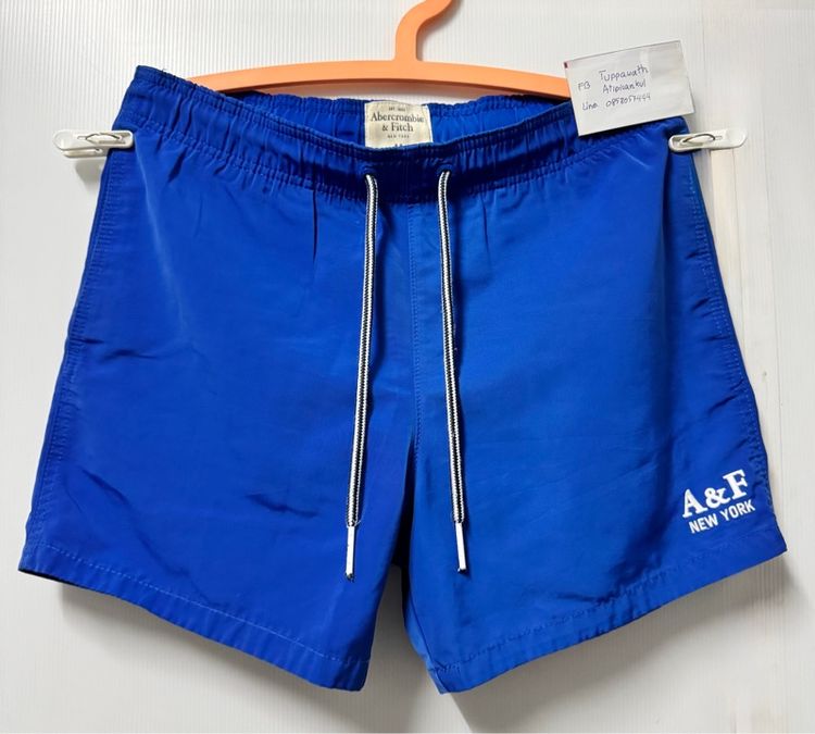 กางเกงขาสั้นสีน้ำเงิน abercrombie
