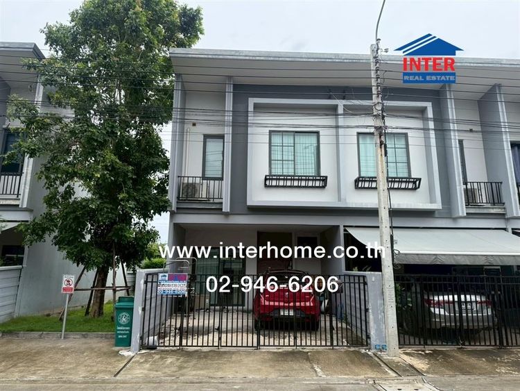 ไม่ใช่ ทาวน์โฮม 2 ชั้น 19.5 ตร.ว. หมู่บ้านบริทาเนีย เมกะทาวน์ บางนา ถนนบางนา-ตราด ถนนบัวนครินทร์ บางพลี สมุทรปราการ