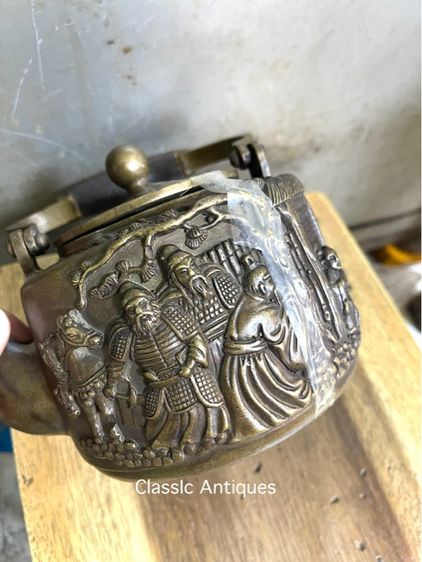 กาน้ำชา ลายพลลบ ทองเหลืองสะสม รูปที่ 3