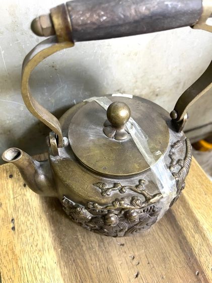 กาน้ำชา ลายพลลบ ทองเหลืองสะสม รูปที่ 6