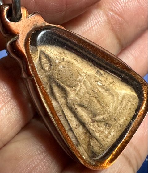 🙏พระนางพญาพิษณุโลก🙏พระเจ้าห้า พระองค์ เนื้อดิน เก่าเลี่ยมเดิม องค์ละ 2000 รูปที่ 4