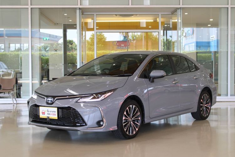 รถ Toyota Altis 1.8 Hybrid Premium สี เทา